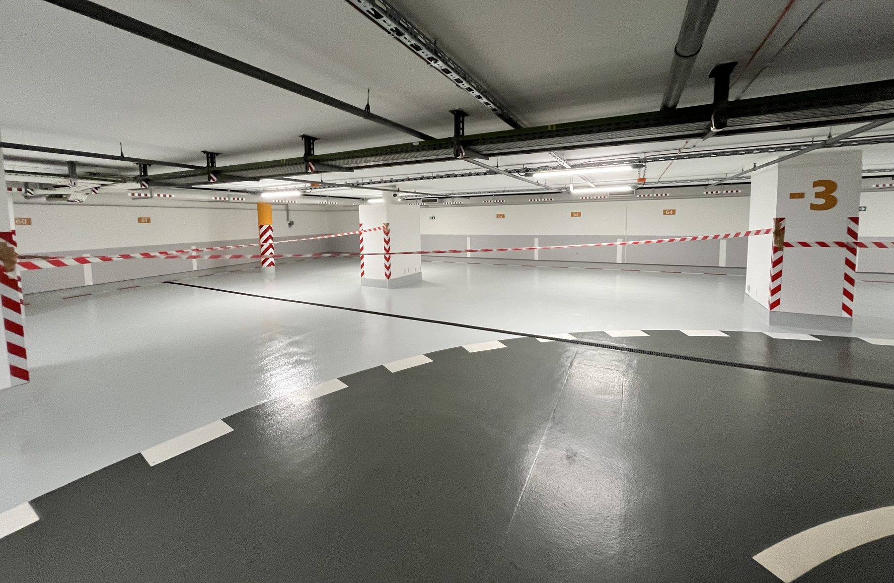 Parkovací dom — jazdná dráha